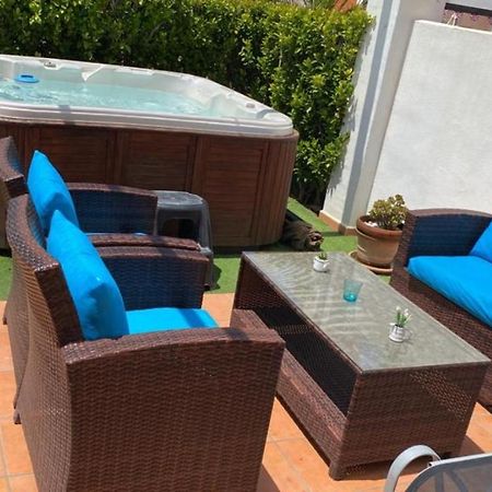 El Romero Exquisite 3 Bed Apartment With Private Jacuzzi المظهر الخارجي الصورة