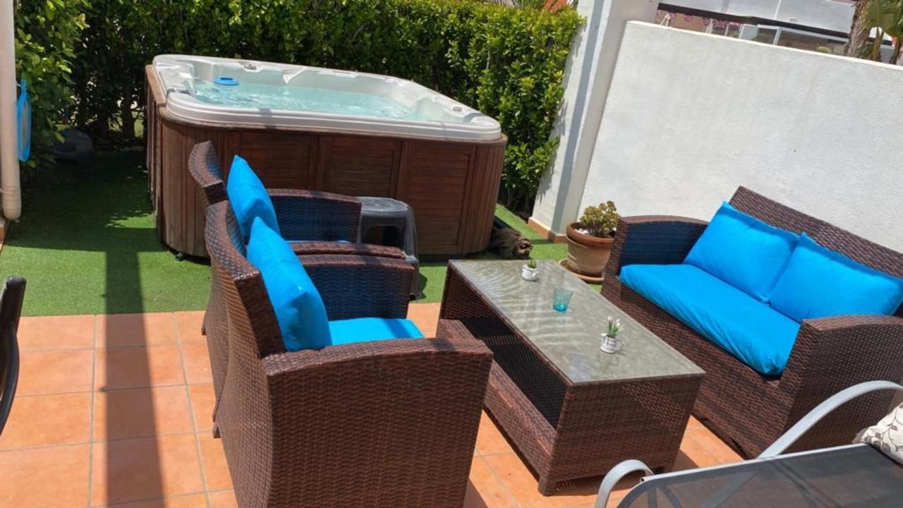El Romero Exquisite 3 Bed Apartment With Private Jacuzzi المظهر الخارجي الصورة